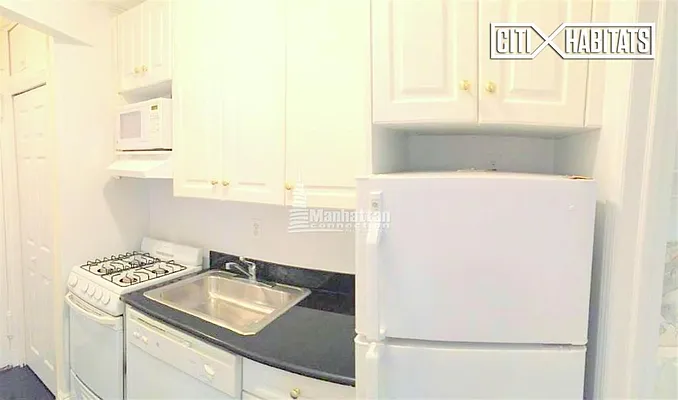 Rented by Citi Habitats | media 35