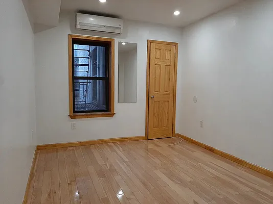 Rented by Jade Stone Real Estate Consulting | media 20