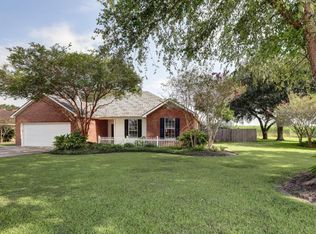 620 Almonaster Rd, Youngsville, LA 70592