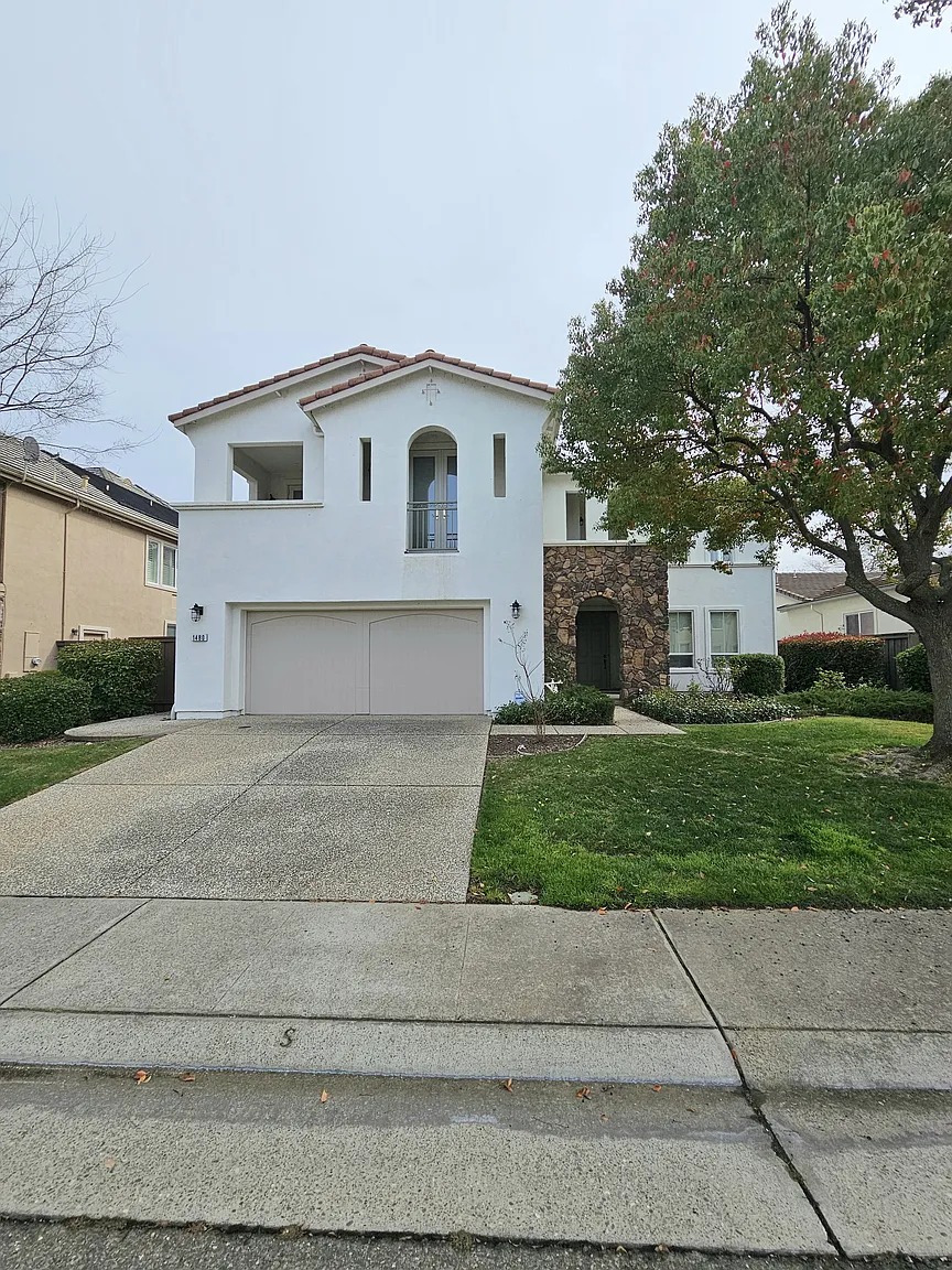 1480 Haddington Dr photo 1