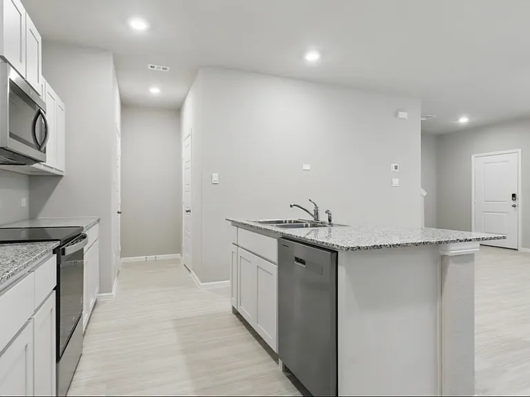 3148 Strawberry Farm Ln — Photo 4