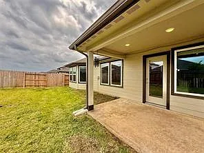 6415 Brazos Trail Dr — Photo 22