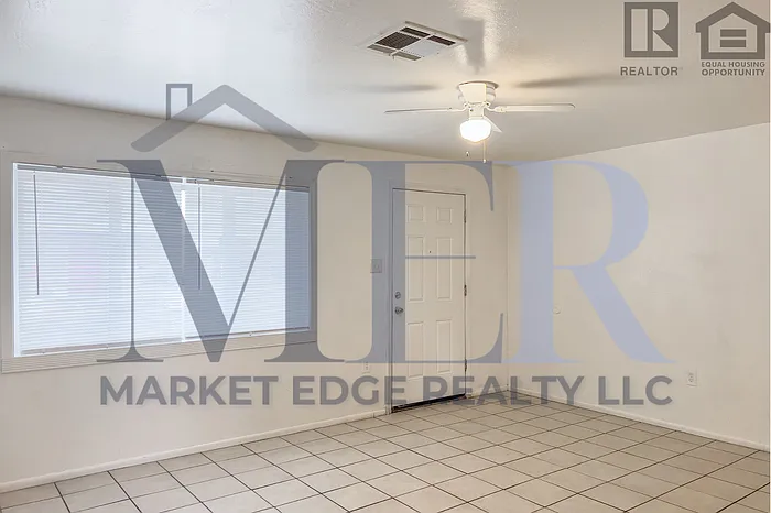 1524 W Sahuaro Dr #B — Photo 6