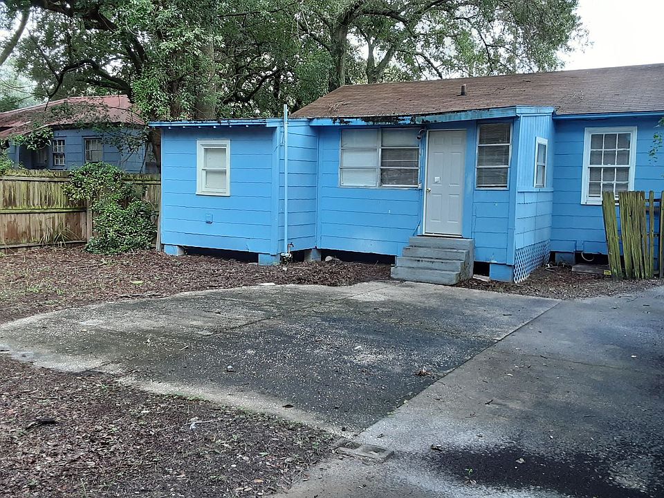 1st image of 1630 E 13th St
