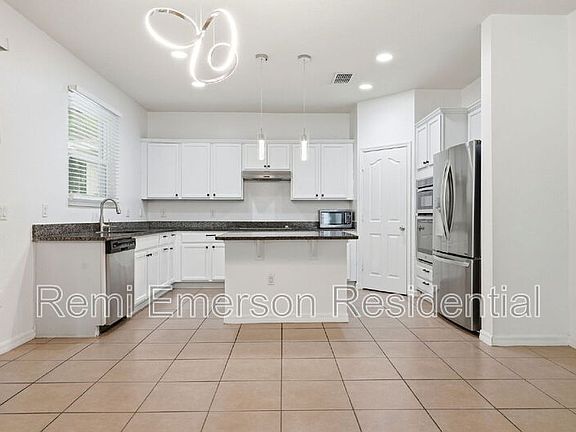 5th image of 2796 Arbor Trail Way