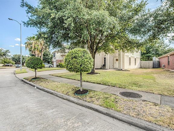 5th image of 21503 Bowcreek Ln