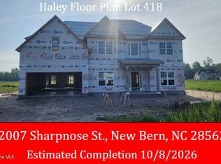2007 Sharpnose St, New Bern, NC 28562