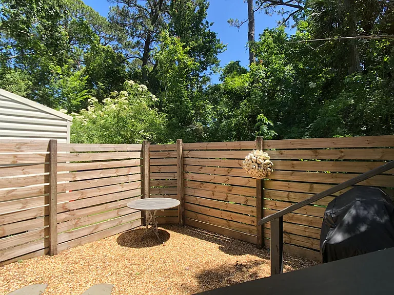 872 Cooper St — Photo 21
