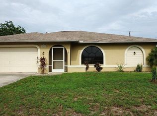230 NE 14th Pl, Cape Coral, FL 33909