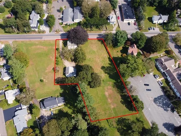 214 Main Street, Deep River, CT 06417