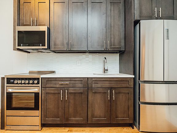 4th image of 822 Broadway #3R