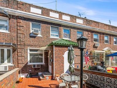 9321 Lafayette Walk, Brooklyn, NY, 11209