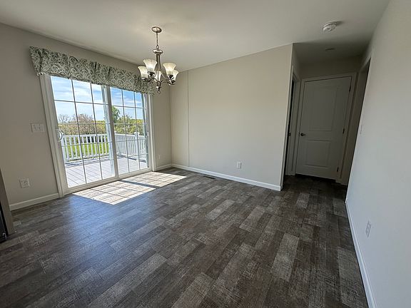 4th image of 4 Millwood Dr #2