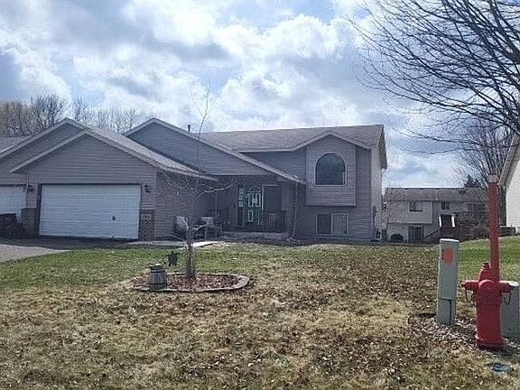 2nd image of 608 Vendell St