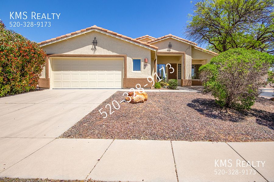 1st image of 192 W Carlynn Cliff Pl