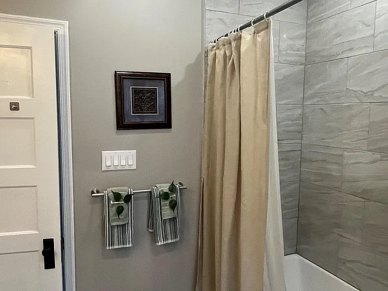 Hall bath tub