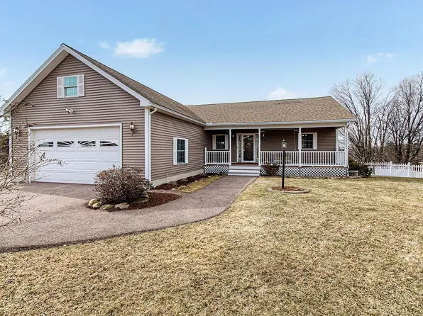 89 Horseshoe Circle, Milton, VT 05468