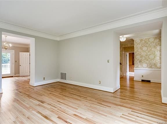 4th image of 2900 Gateshead Ct