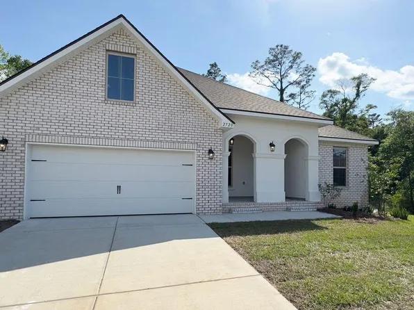 2720 Louis Cir, Crestview, FL 32536