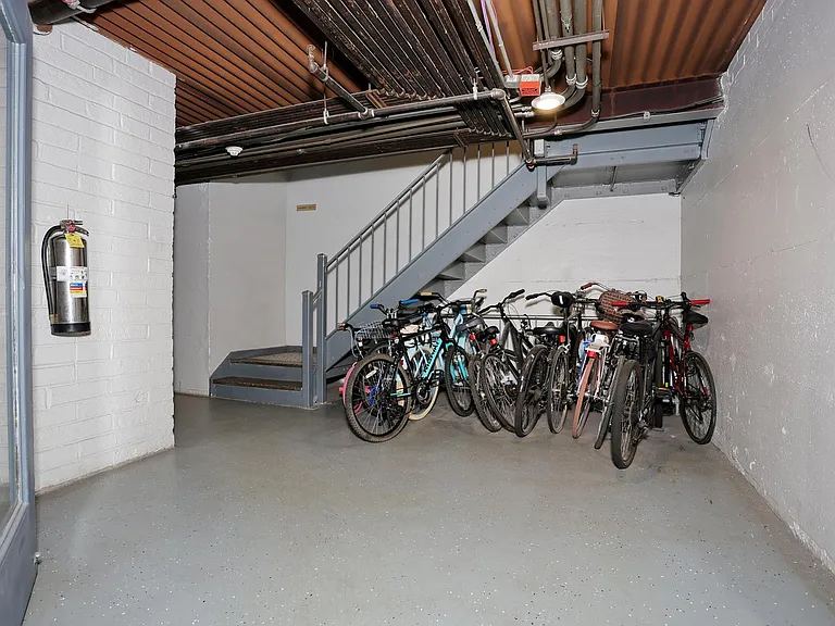 130 Orient Way #3D — Photo 19