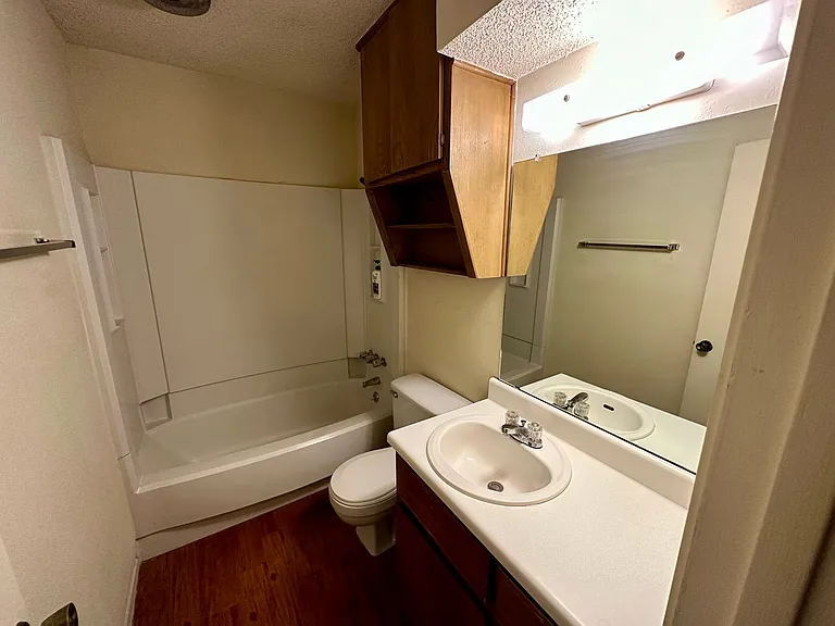1214 Baylor Ave #1-207 — Photo 8