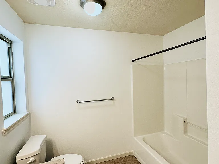 16756 NW Canton St — Photo 29