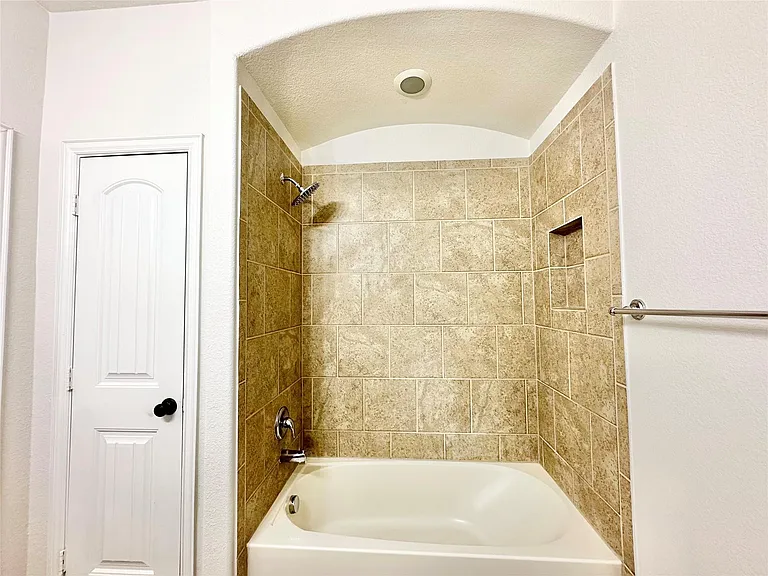 2620 Triangle Leaf Dr — Photo 19