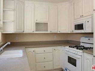 5543 N Roxburgh Ave, Azusa, CA 91702