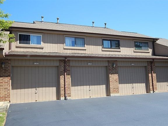 2nd image of 131 Potawatomi Trl Unit B