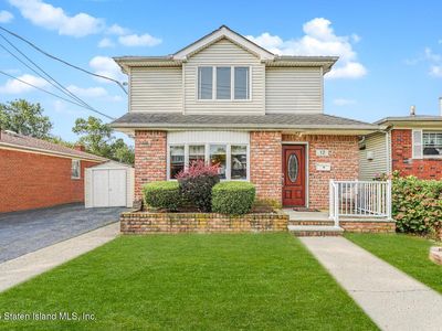 12 McDermott Ave, Staten Island, NY, 10305