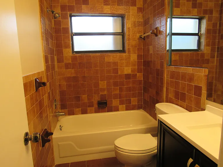1065 Manor Dr — Photo 15
