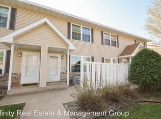 6118 S Pointe Dr SW, Rochester, MN 55902