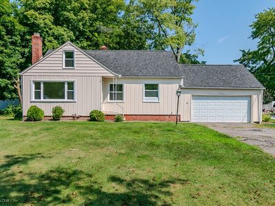 6015 Wilson Mills Rd, Highland Heights, OH, 44143