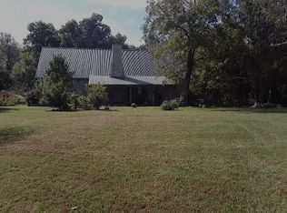 1322 Harrison Farm Ln, Bourbon, MO 65441