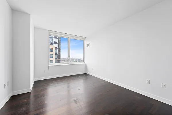 Sold by Douglas Elliman | media 15