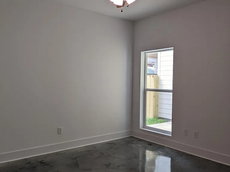 113 Highland Park Ln — Photo 14