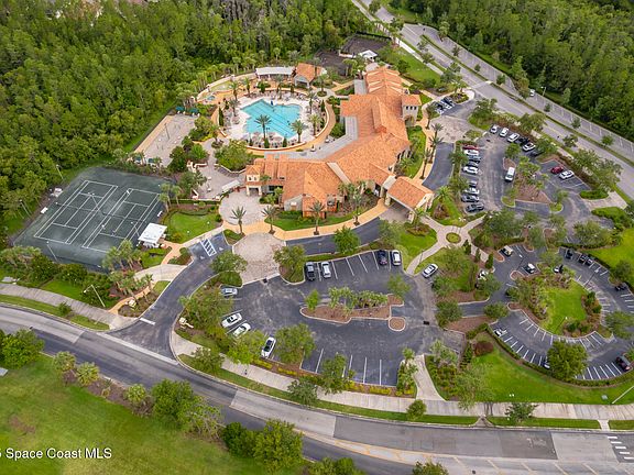 5th image of 730 Villa Park Rd