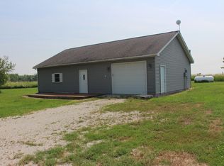 16666 Carl Springs Rd, Wapella, IL 61777