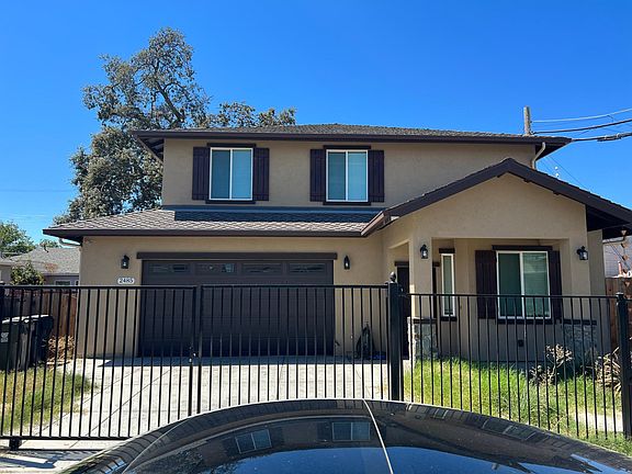 2nd image of 2485 Boxwood St