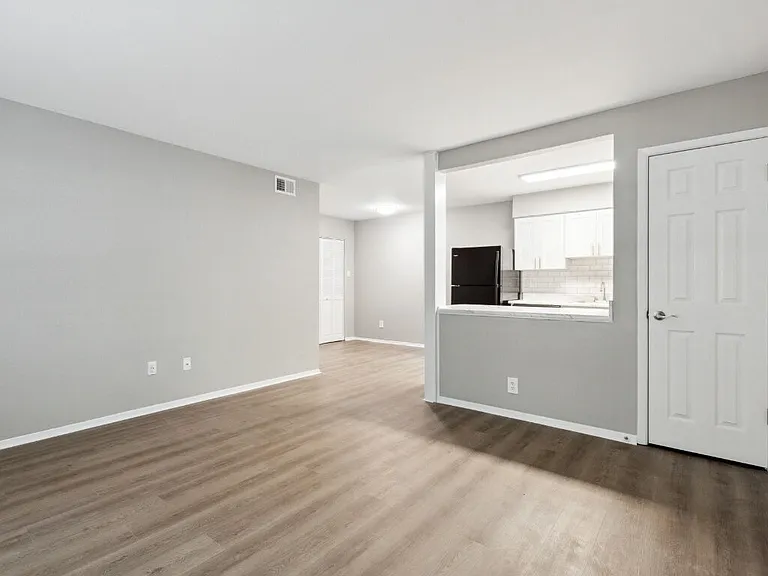 The Park Apartments — Photo 21
