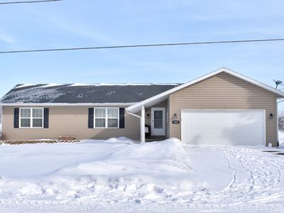 203 N Stevenson St, Ohio, IL, 61349
