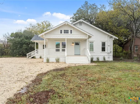 1226 College St, Belton, TX 76513