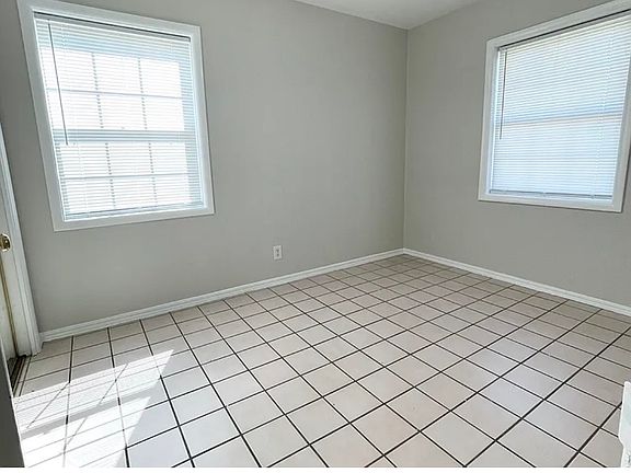 4th image of 315 SE Avondale Ave