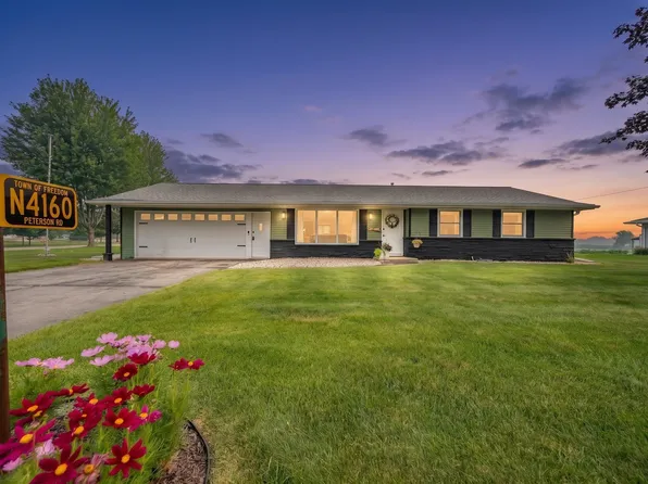 N4160 Peterson Rd, Freedom, WI 54130