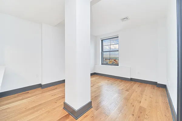 Rented by Living New York | media 13