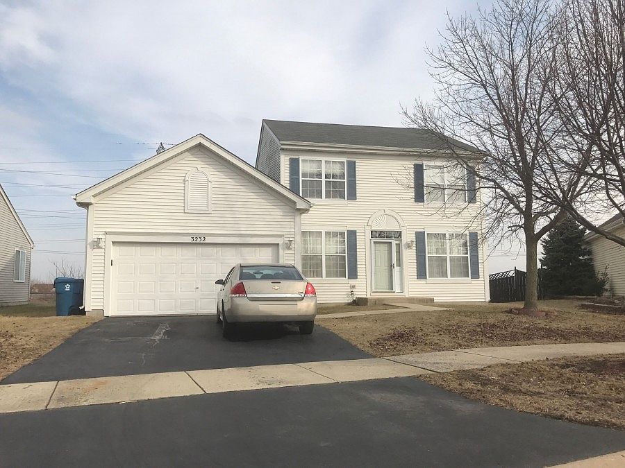 1st image of 3232 Thunderbird Ct E #E