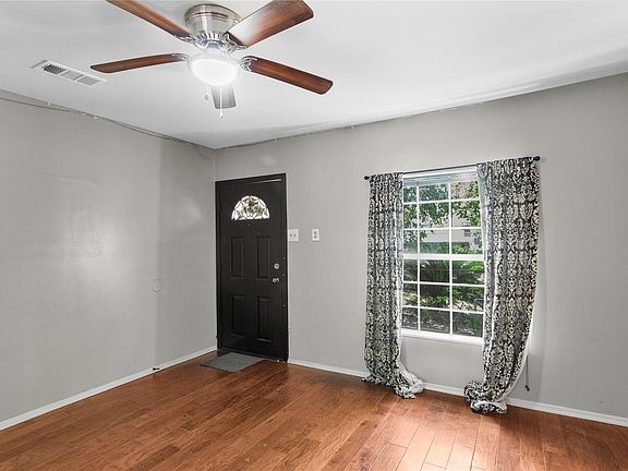 4th image of 8617 Woodruff St