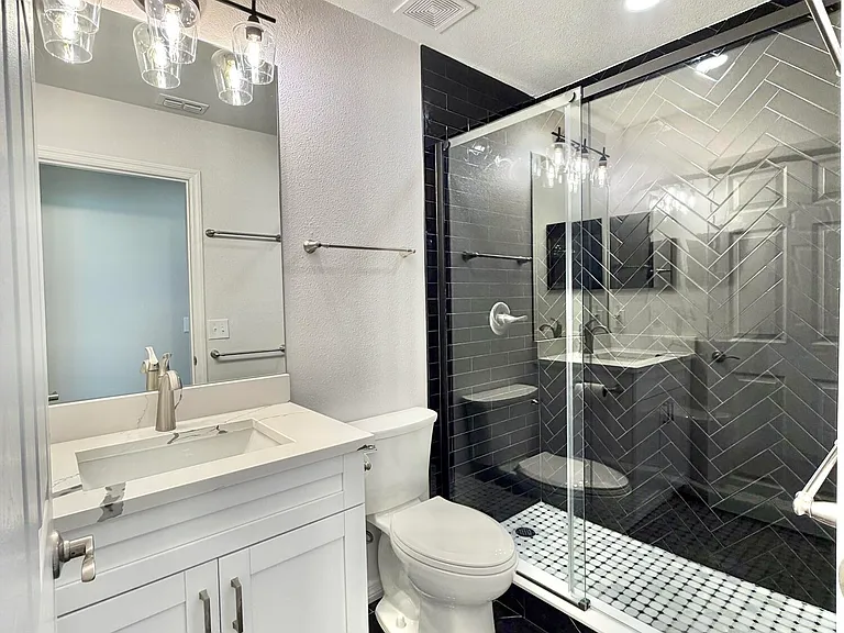 11110 Peerless Ln — Photo 32
