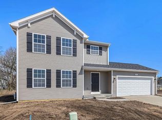 1010 Cooley Mill Ln, Vicksburg, MI 49097