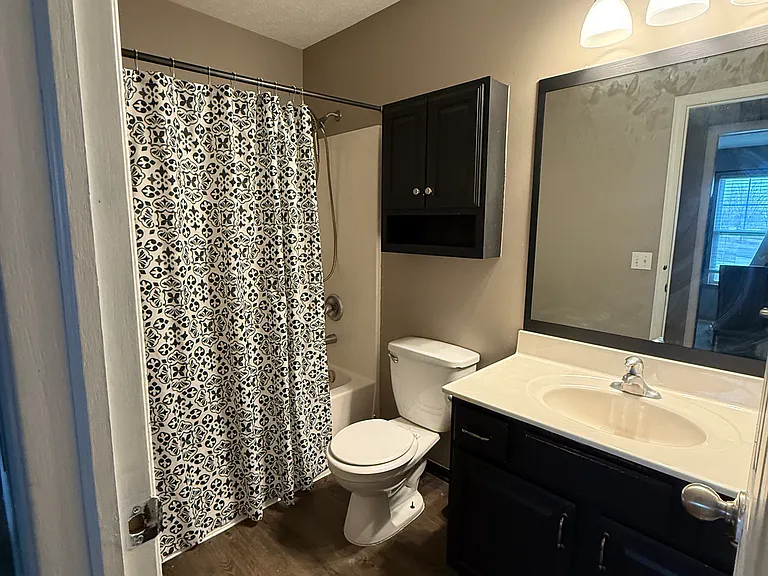 10814 Potter St — Photo 8